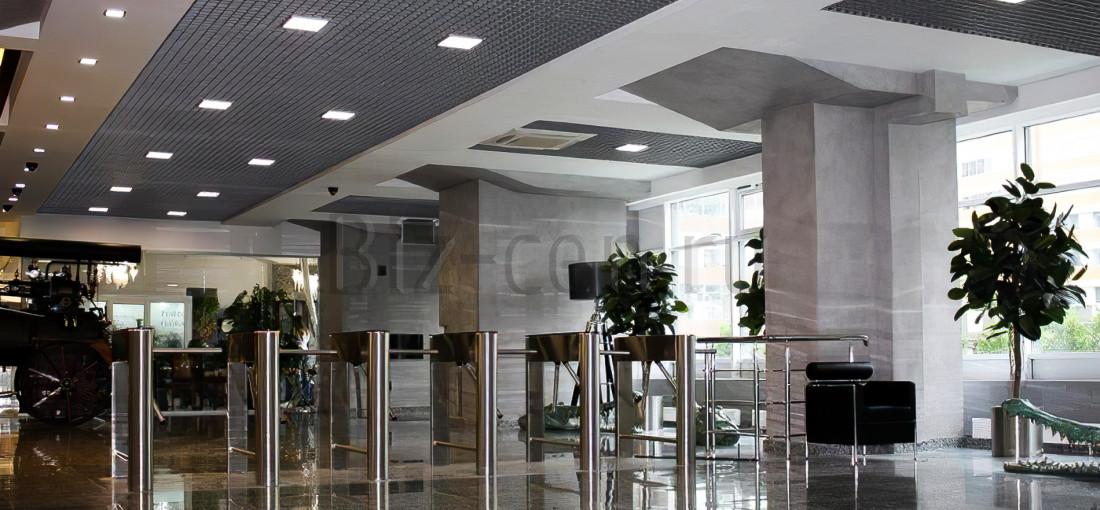 бизнес центр Port Plaza