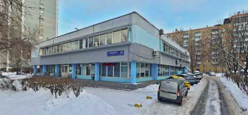 Андропова 15