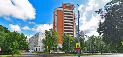 Фестивальная 20